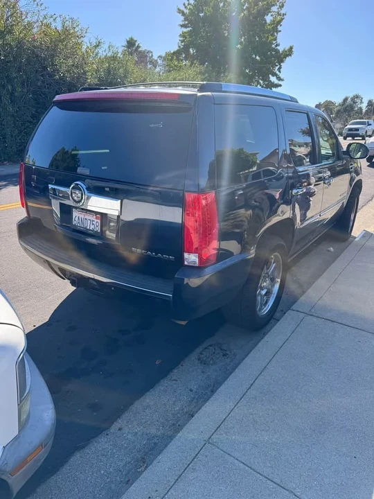 2007 Cadillac Escalade & EXT 3rd Gen - Image 4 of 5