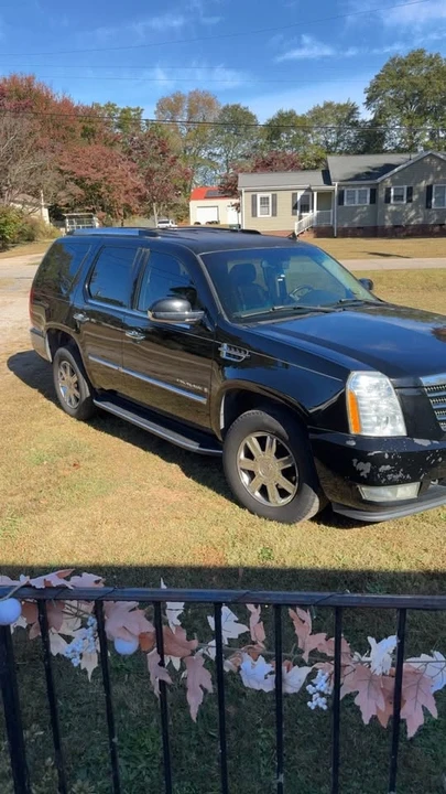 2007 Cadillac Escalade & EXT 3rd Gen - Image 3 of 4