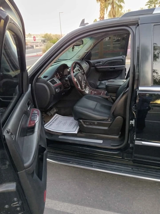 2007 Cadillac Escalade & EXT 3rd Gen - Image 10 of 16