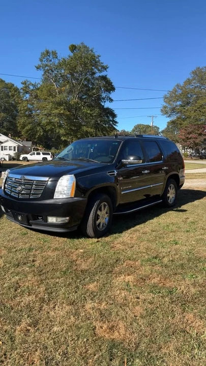 2007 Cadillac Escalade & EXT 3rd Gen - Image 2 of 4