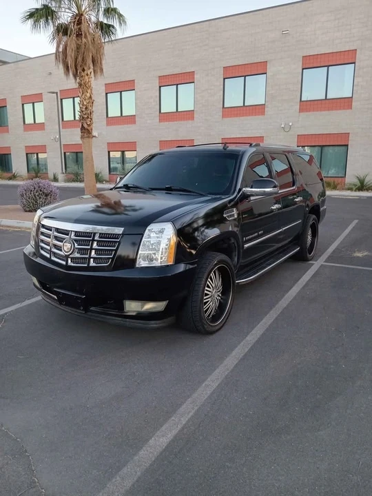 2007 Cadillac Escalade & EXT 3rd Gen - Image 5 of 16