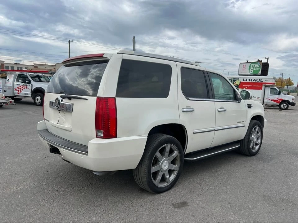 2007 Cadillac Escalade & EXT 3rd Gen - Image 3 of 15