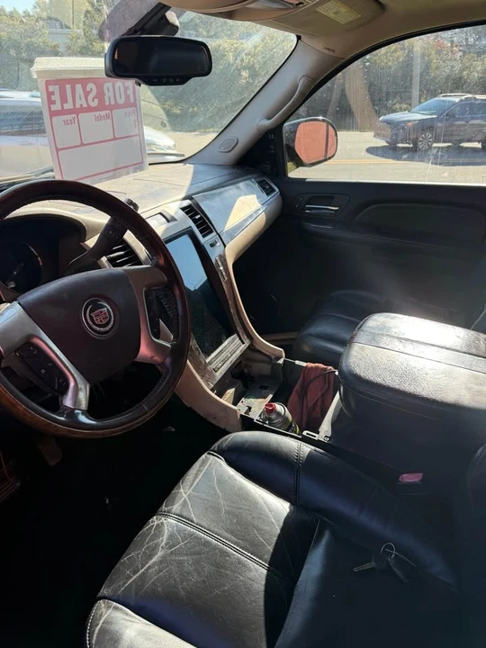 2007 Cadillac Escalade & EXT 3rd Gen - Image 5 of 7