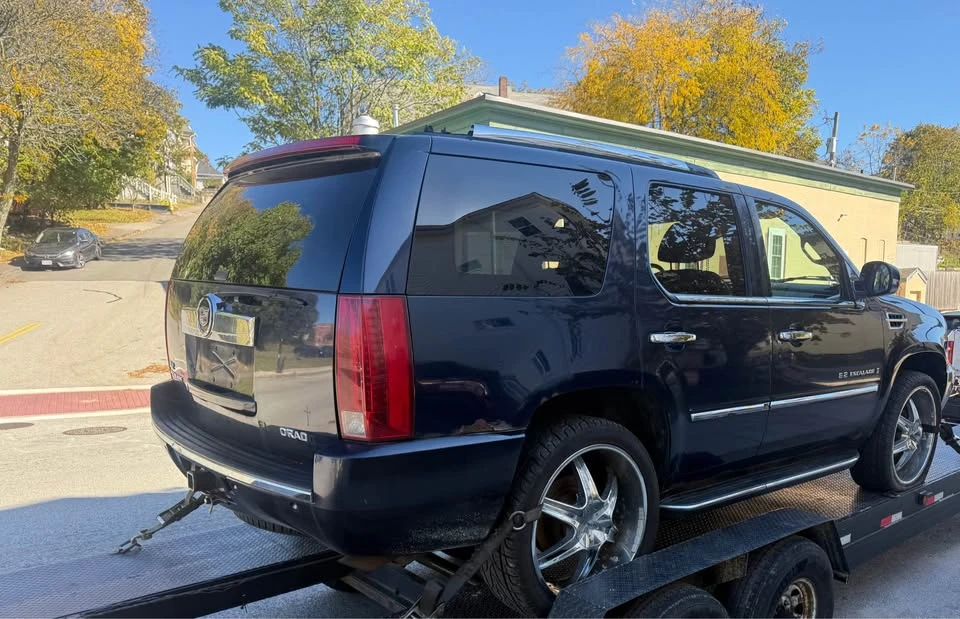 2007 Cadillac Escalade & EXT 3rd Gen - Image 5 of 5