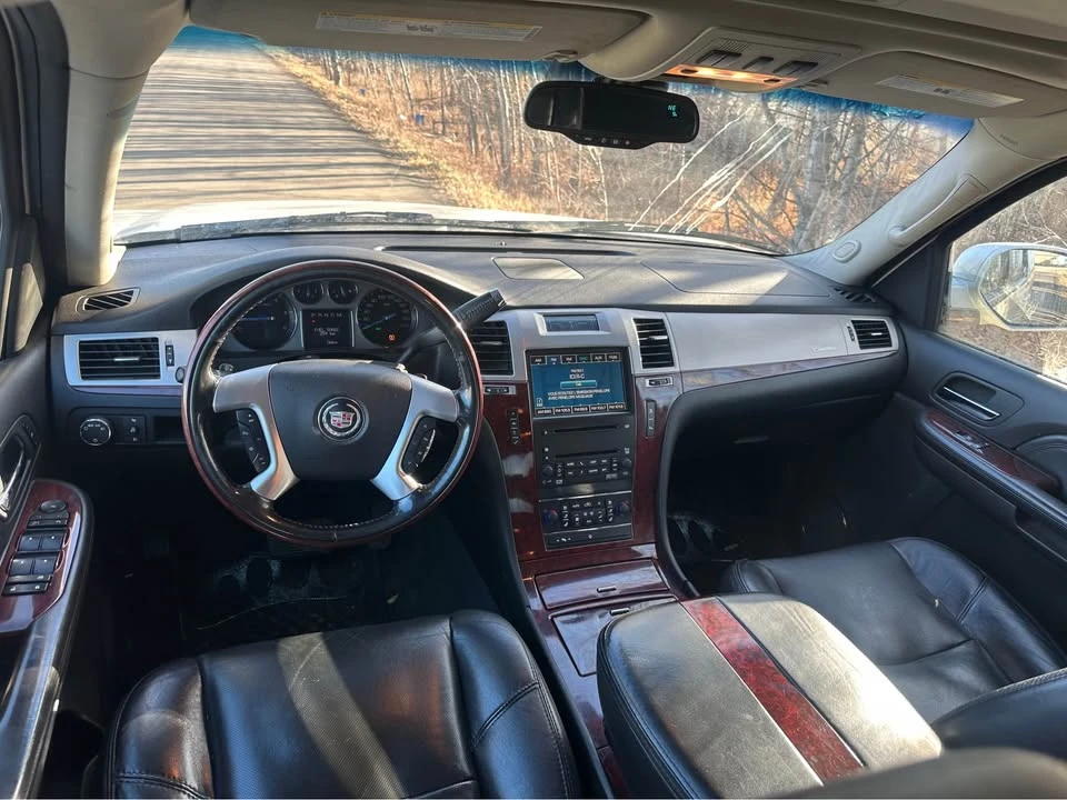 2007 Cadillac Escalade & EXT 3rd Gen - Image 10 of 11