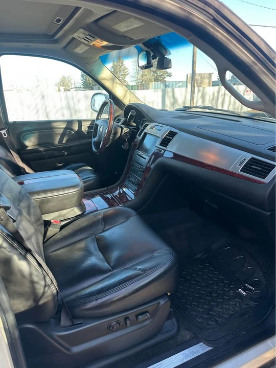 2007 Cadillac Escalade & EXT 3rd Gen - Image 7 of 11