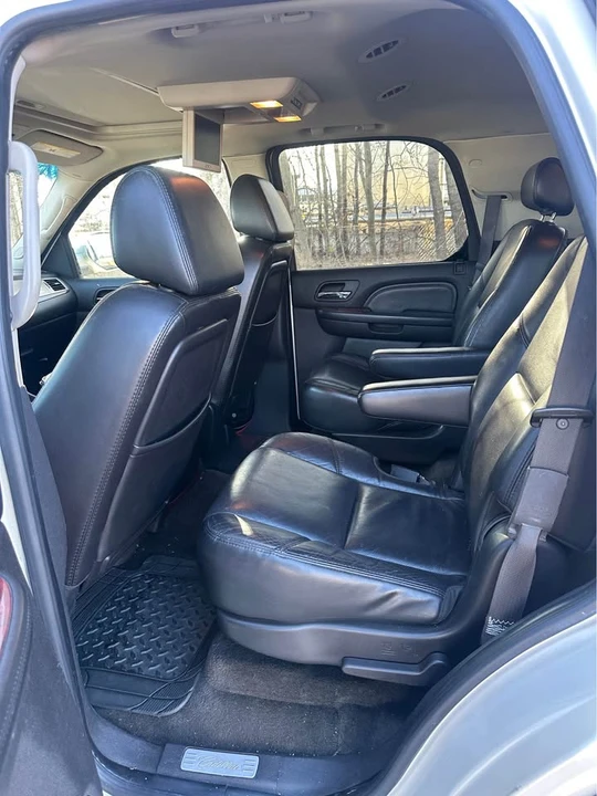 2007 Cadillac Escalade & EXT 3rd Gen - Image 9 of 11