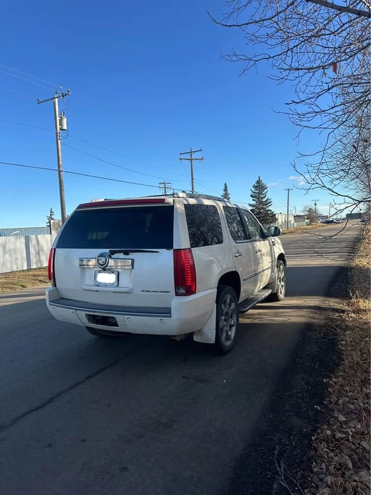 2007 Cadillac Escalade & EXT 3rd Gen - Image 4 of 11