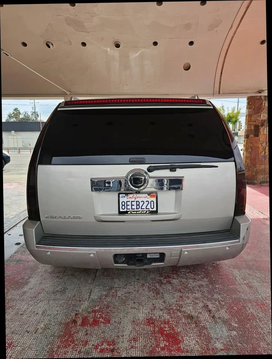 2007 Cadillac Escalade & EXT 3rd Gen - Image 6 of 19