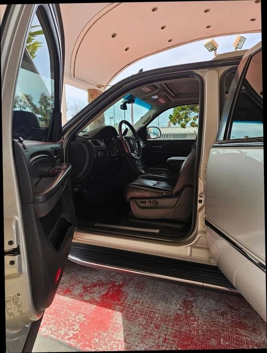 2007 Cadillac Escalade & EXT 3rd Gen - Image 11 of 19
