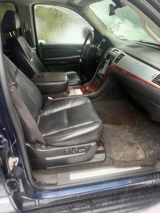 2007 Cadillac Escalade & EXT 3rd Gen - Image 9 of 9