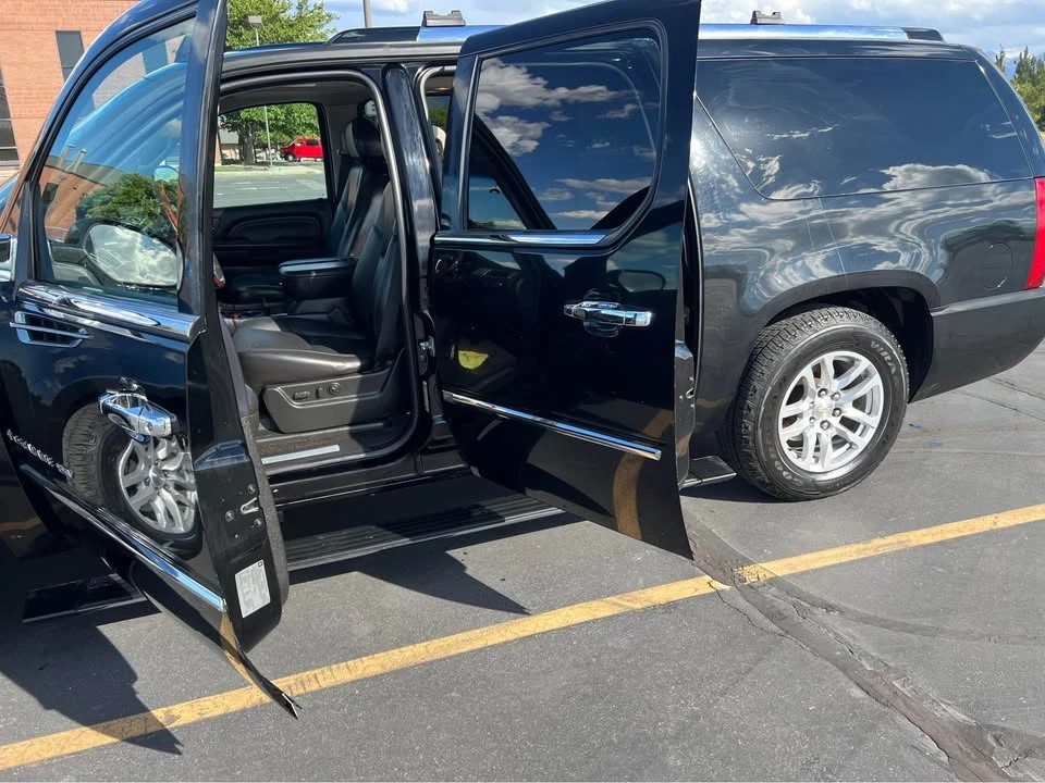 2007 Cadillac Escalade & EXT 3rd Gen - Image 12 of 13