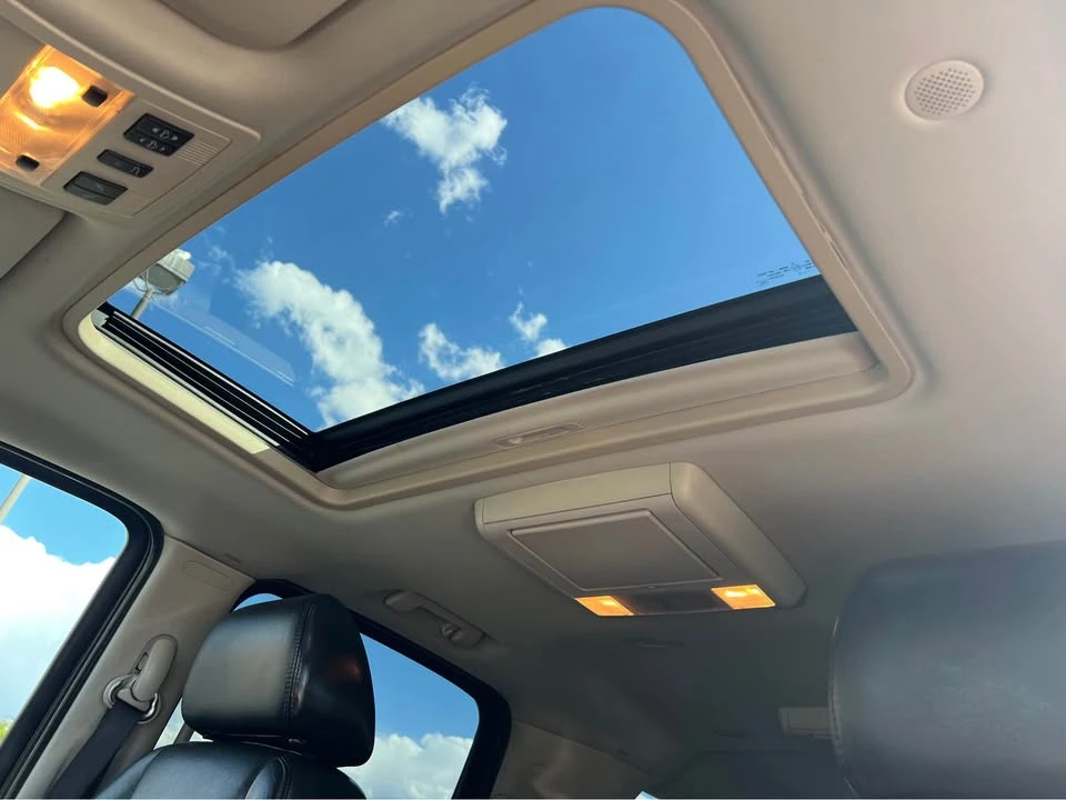2007 Cadillac Escalade & EXT 3rd Gen - Image 9 of 13