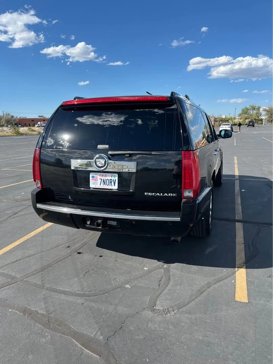2007 Cadillac Escalade & EXT 3rd Gen - Image 4 of 13