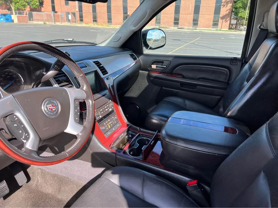 2007 Cadillac Escalade & EXT 3rd Gen - Image 6 of 13