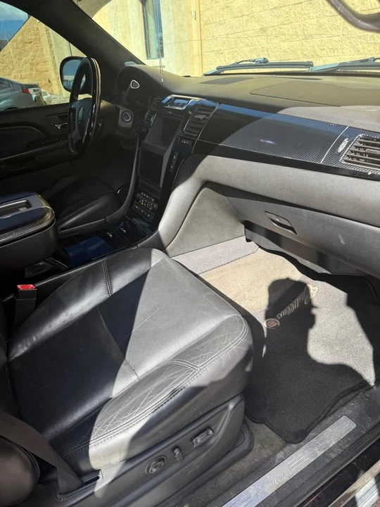 2007 Cadillac Escalade & EXT 3rd Gen - Image 5 of 12