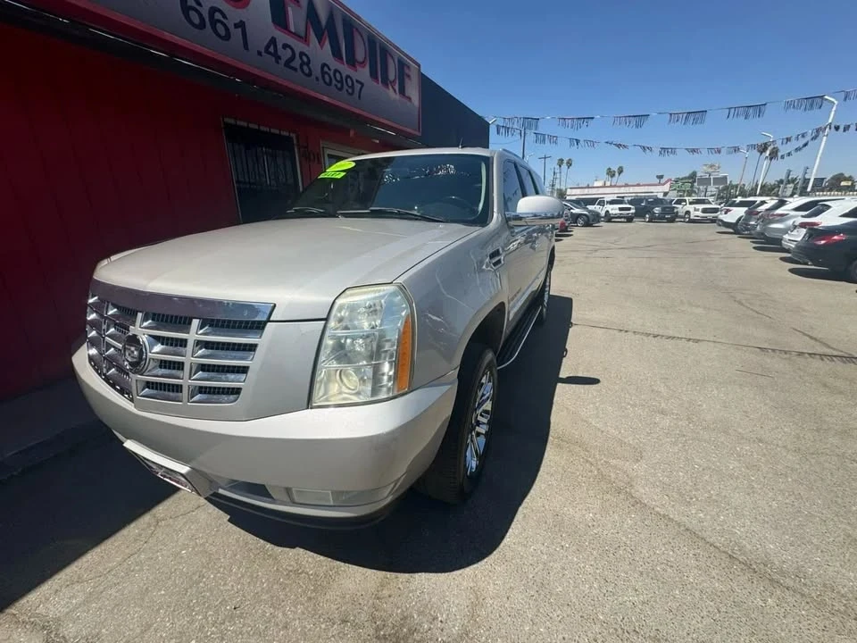 2007 Cadillac Escalade & EXT 3rd Gen - Image 2 of 13