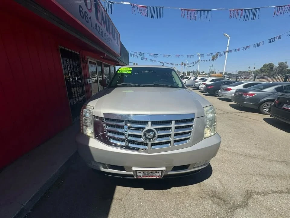 2007 Cadillac Escalade & EXT 3rd Gen - Image 3 of 13