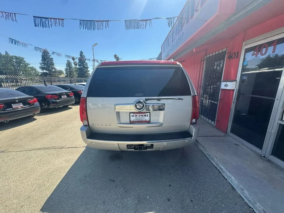 2007 Cadillac Escalade & EXT 3rd Gen - Image 6 of 13