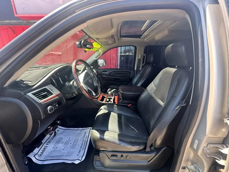 2007 Cadillac Escalade & EXT 3rd Gen - Image 9 of 13