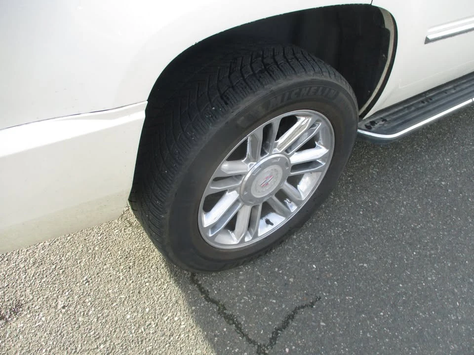 2007 Cadillac Escalade & EXT 3rd Gen - Image 5 of 16