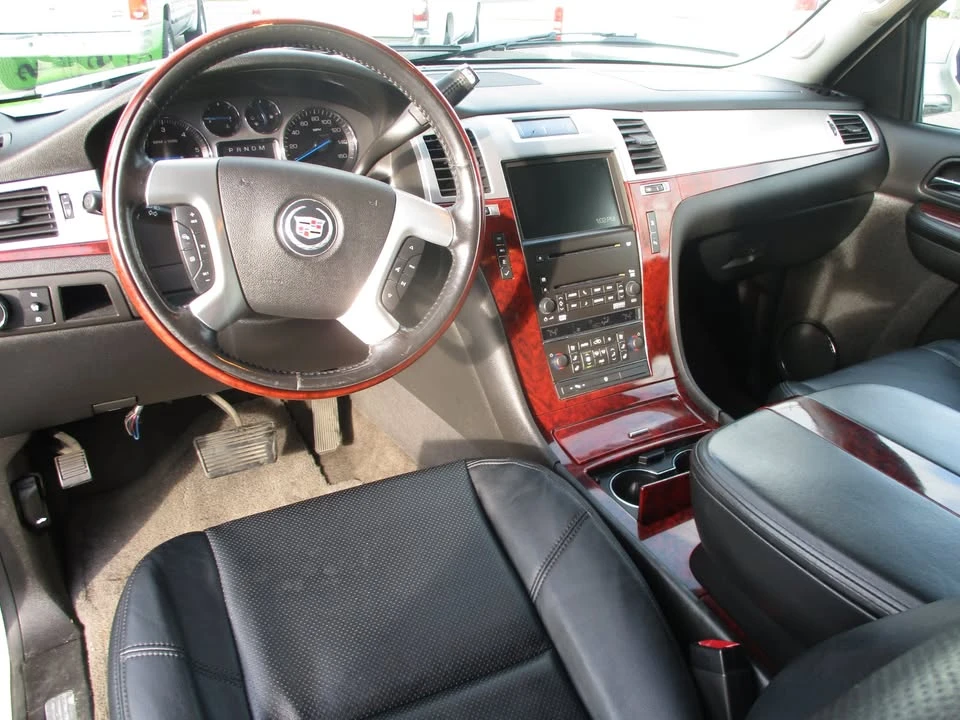2007 Cadillac Escalade & EXT 3rd Gen - Image 12 of 16