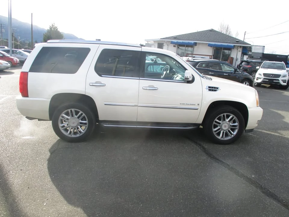 2007 Cadillac Escalade & EXT 3rd Gen - Image 4 of 16