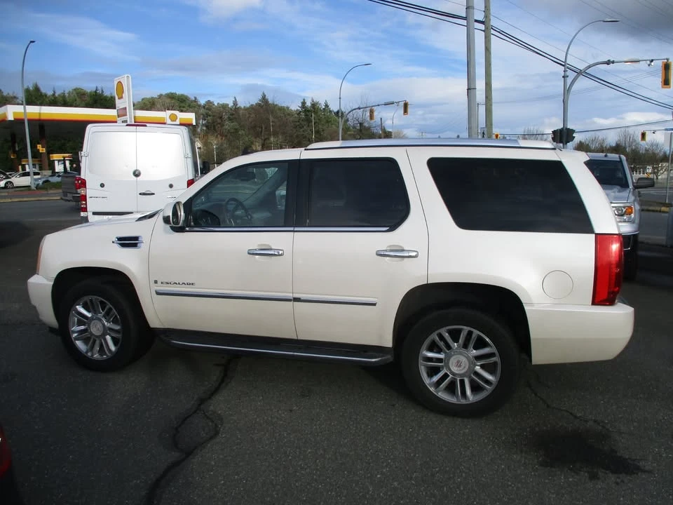 2007 Cadillac Escalade & EXT 3rd Gen - Image 9 of 16