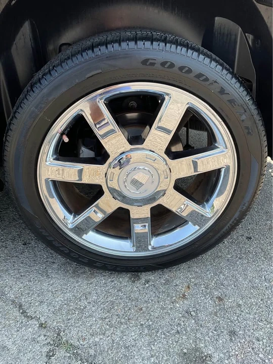 2007 Cadillac Escalade & EXT 3rd Gen - Image 18 of 19