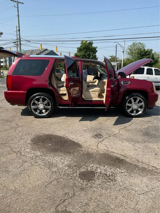 2007 Cadillac Escalade & EXT 3rd Gen - Image 13 of 19