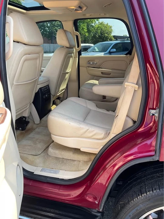 2007 Cadillac Escalade & EXT 3rd Gen - Image 9 of 19