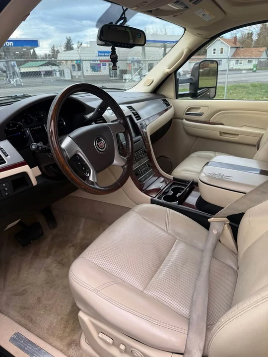2007 Cadillac Escalade & EXT 3rd Gen - Image 12 of 17