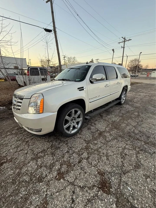 2007 Cadillac Escalade & EXT 3rd Gen - Image 15 of 20