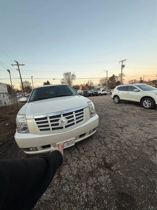 2007 Cadillac Escalade & EXT 3rd Gen - Image 9 of 20