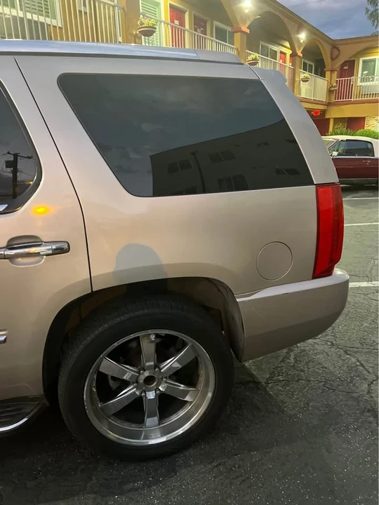 2007 Cadillac Escalade & EXT 3rd Gen - Image 5 of 8