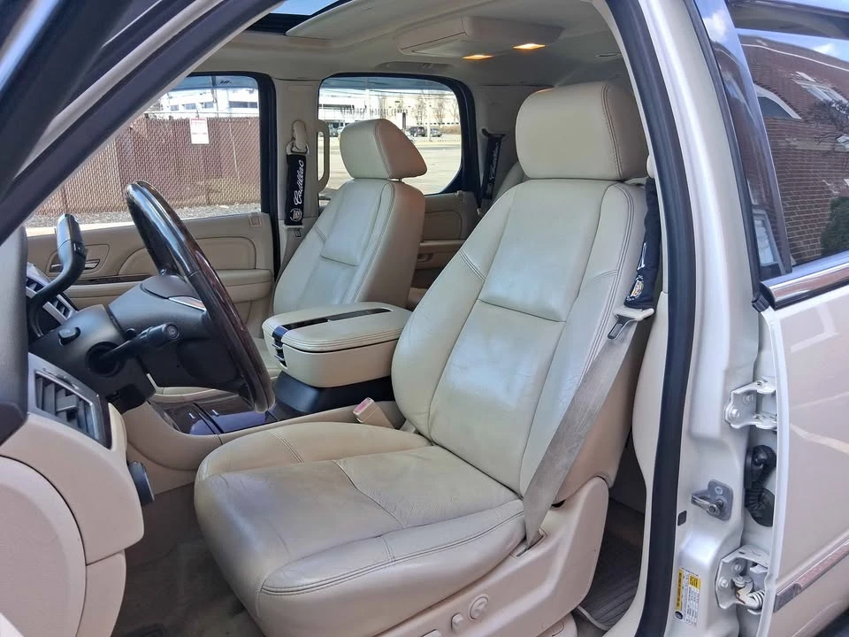 2007 Cadillac Escalade & EXT 3rd Gen - Image 10 of 20