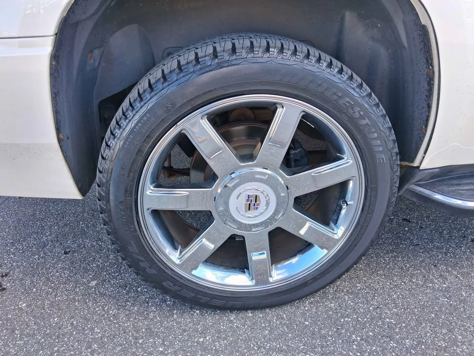 2007 Cadillac Escalade & EXT 3rd Gen - Image 12 of 20