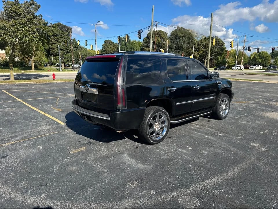 2007 Cadillac Escalade & EXT 3rd Gen - Image 3 of 15