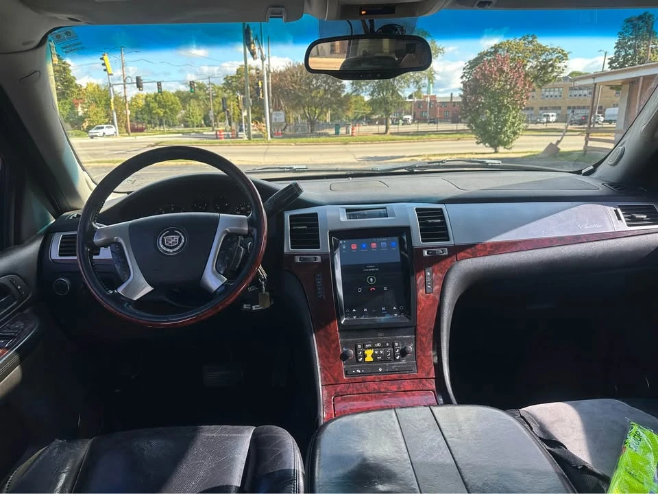 2007 Cadillac Escalade & EXT 3rd Gen - Image 4 of 15