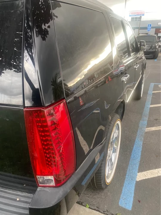 2007 Cadillac Escalade & EXT 3rd Gen - Image 3 of 6