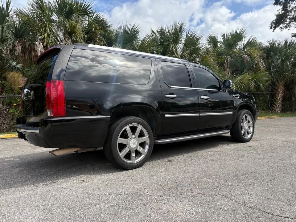 2007 Cadillac Escalade & EXT 3rd Gen - Image 7 of 17