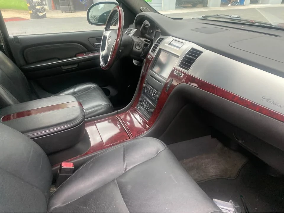 2007 Cadillac Escalade & EXT 3rd Gen - Image 5 of 6