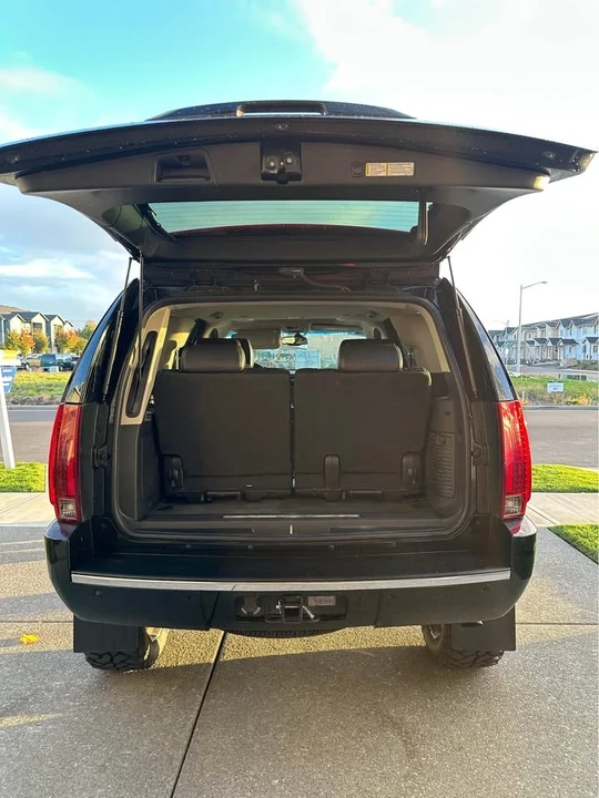 2007 Cadillac Escalade & EXT 3rd Gen - Image 12 of 12