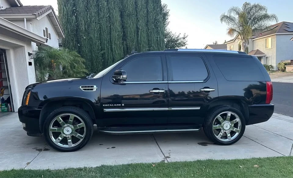 2007 Cadillac Escalade & EXT 3rd Gen - Image 3 of 7