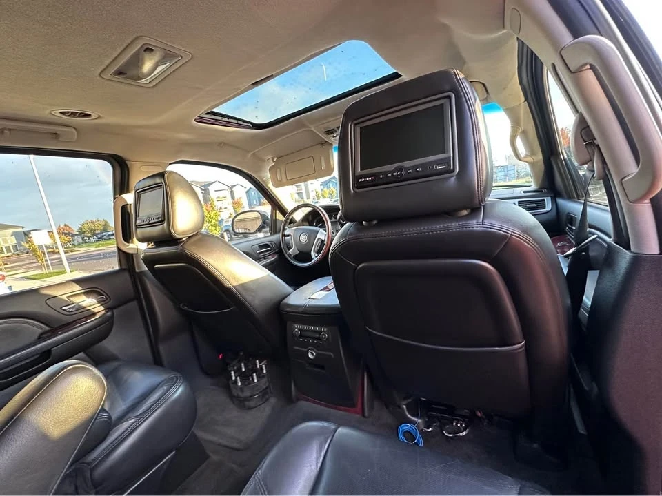 2007 Cadillac Escalade & EXT 3rd Gen - Image 9 of 12