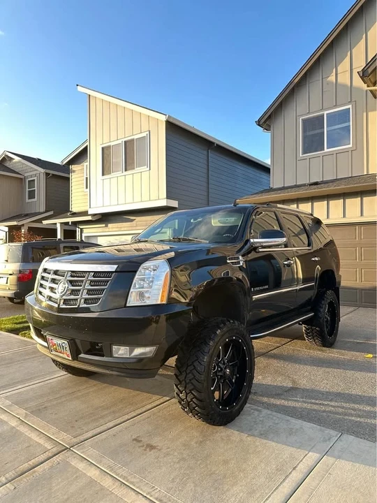 2007 Cadillac Escalade & EXT 3rd Gen - Image 3 of 12