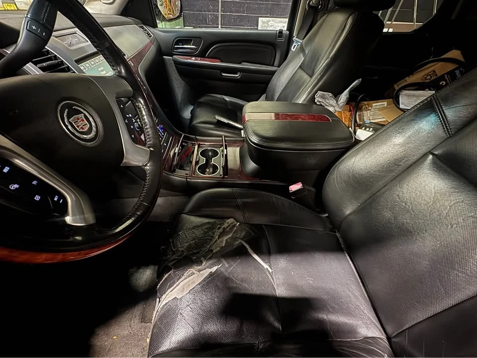 2007 Cadillac Escalade & EXT 3rd Gen - Image 2 of 2