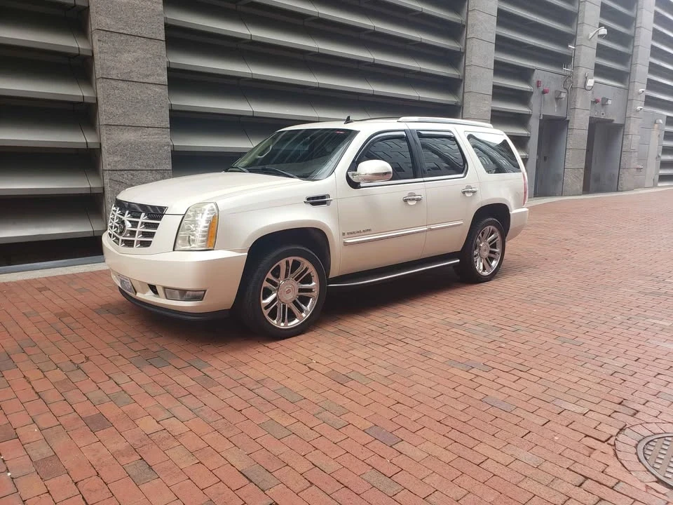2007 Cadillac Escalade & EXT 3rd Gen - Image 5 of 5