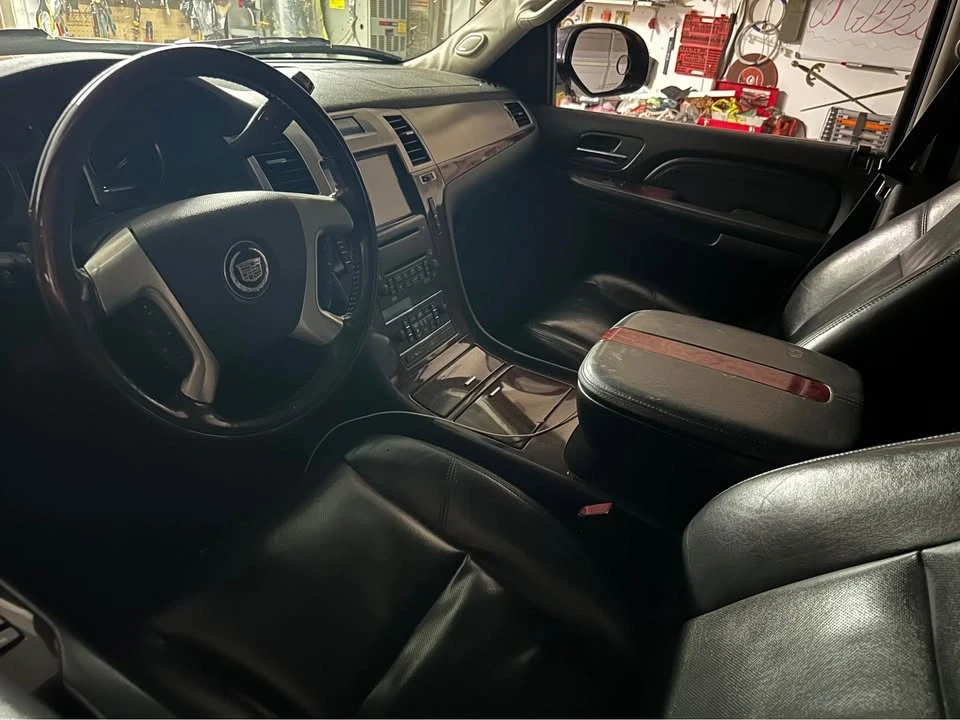 2007 Cadillac Escalade & EXT 3rd Gen - Image 6 of 8