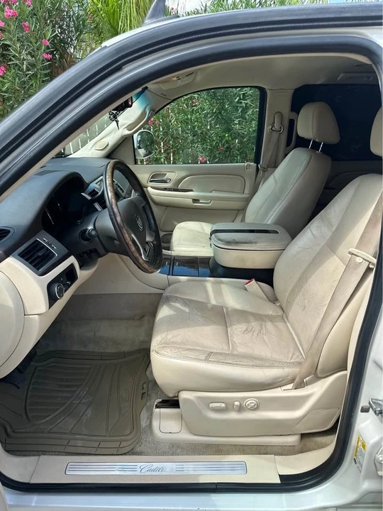 2007 Cadillac Escalade & EXT 3rd Gen - Image 7 of 16